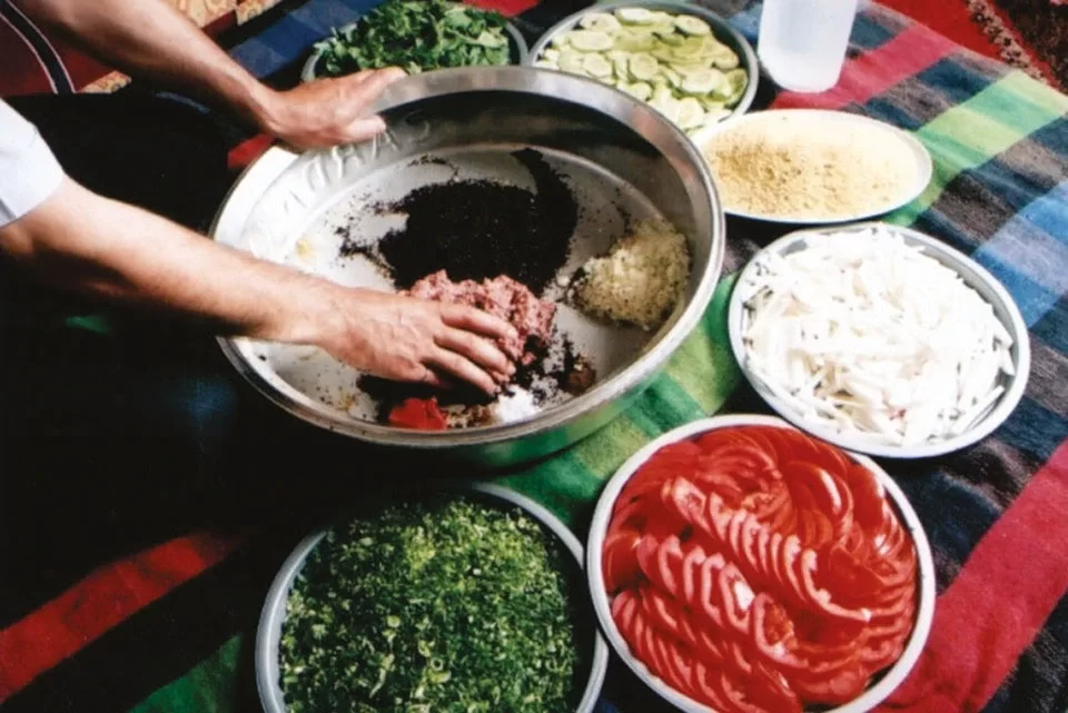 Şanlıurfa sıra gecelerinin vazgeçilmezi çiğ köfte